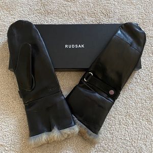 NWT Rudsak Fur Lined Leather Mittens